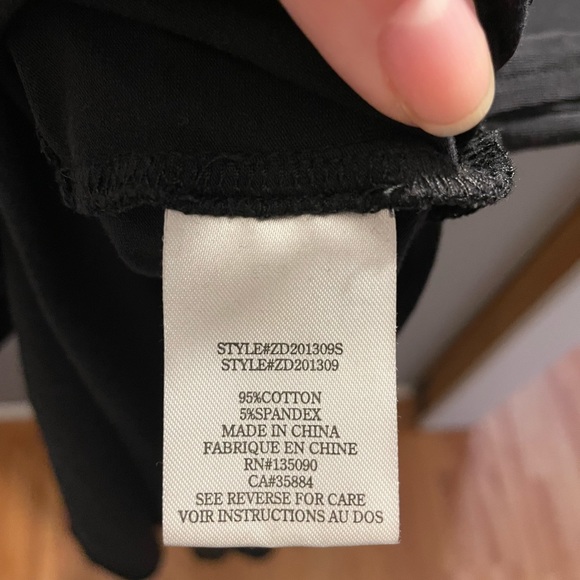 Black t-shirt style dress. - Picture 4 of 4